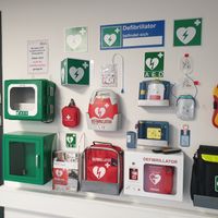 AED- Wand &Uuml;bersicht 4